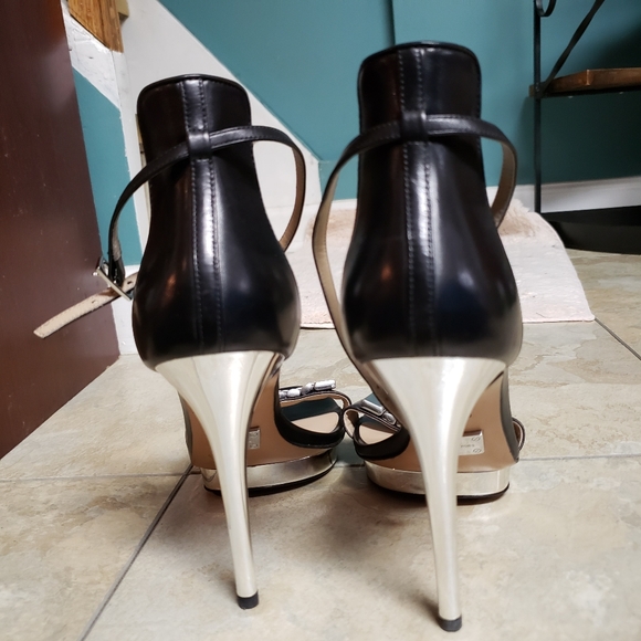 Michael Kors Collection Watch Band Heels 37 - Picture 4 of 7